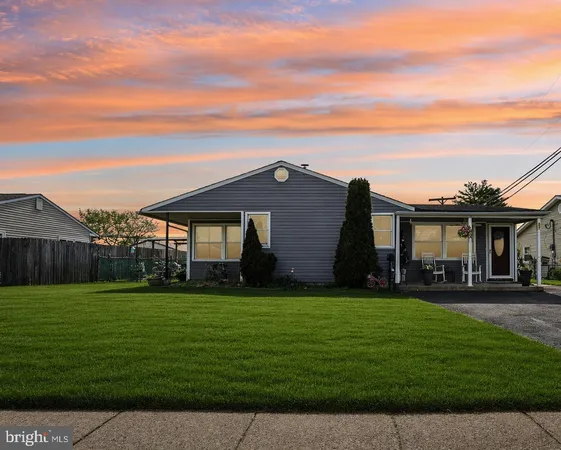 $450,000 | 47 Glenwood Lane, Levittown, PA 19055