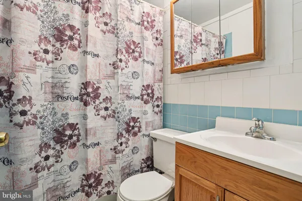 $450,000 | 47 Glenwood Lane, Levittown, PA 19055