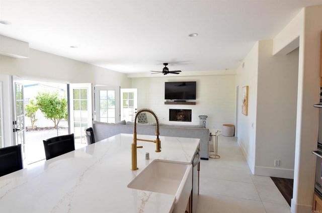 $2,299,000 | 3721 Donna Court, Carlsbad, CA 92008