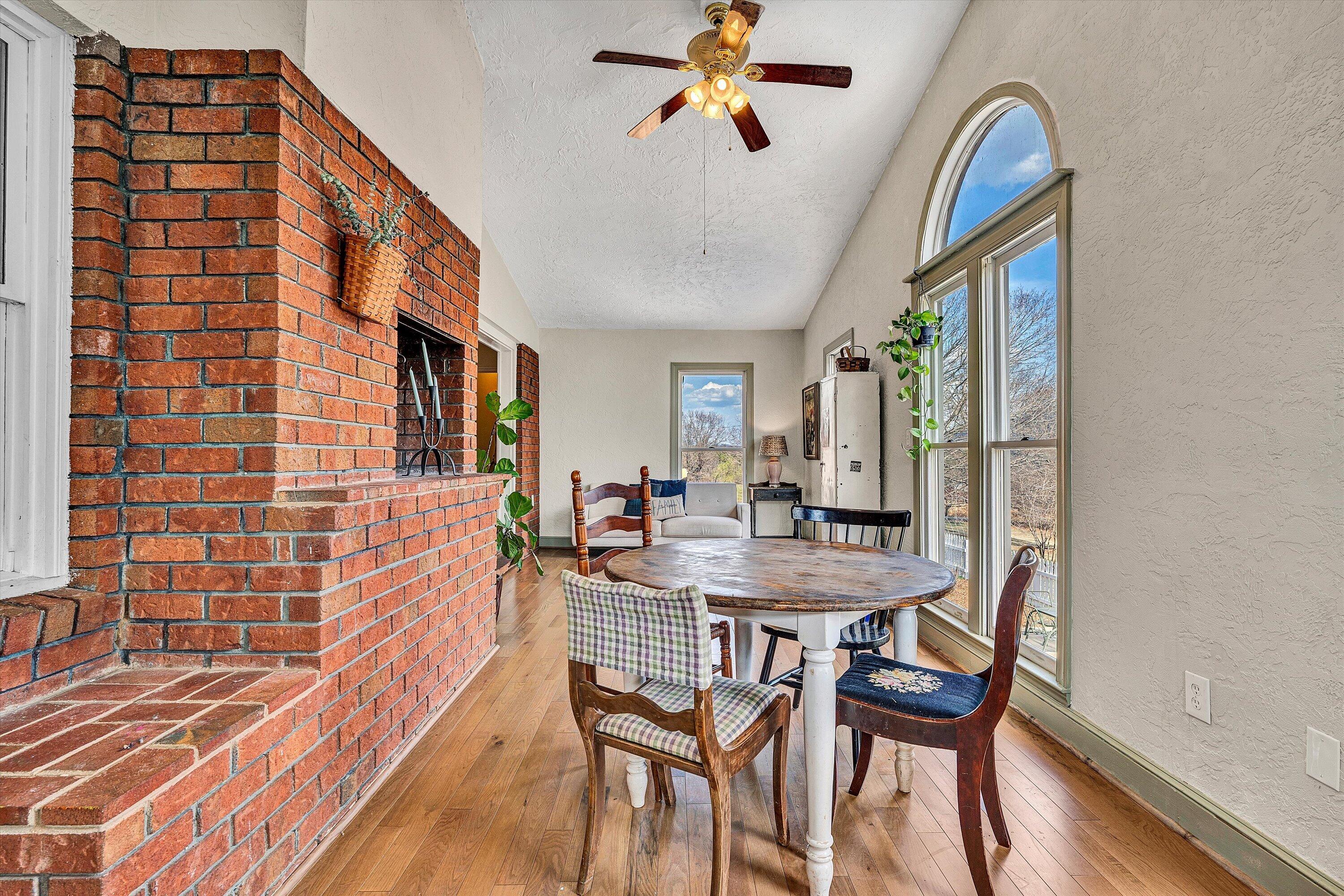 4043 Mockingbird Hill Road Roanoke, VA 24012 - Photo 19 of 59 19-SGP-04552