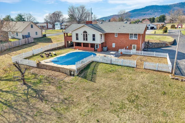 an aerial view of multiple house