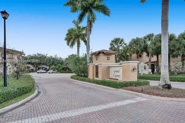 $475,000 | 4749 Grand Cypress Circle North, Coconut Creek, FL 33073