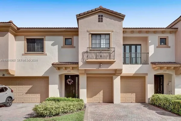 $475,000 | 4749 Grand Cypress Circle North, Coconut Creek, FL 33073