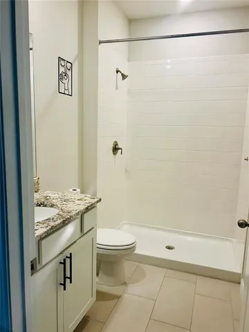 $3,000 | 32959 Sand Creek Drive, Wesley Chapel, FL 33543