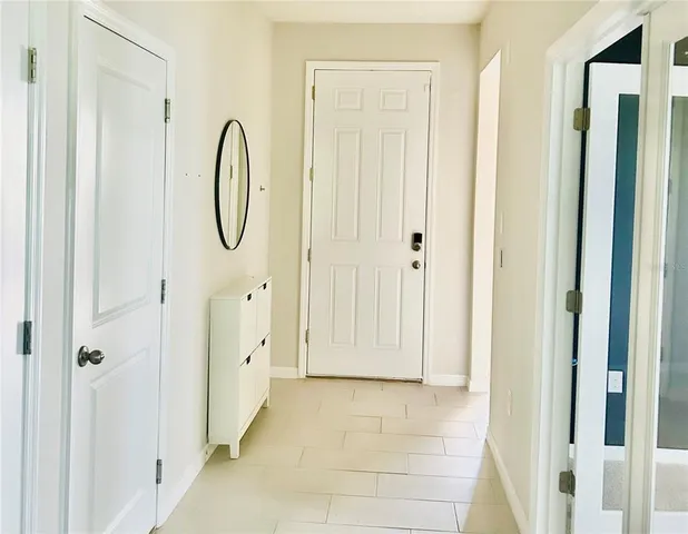 $3,000 | 32959 Sand Creek Drive, Wesley Chapel, FL 33543