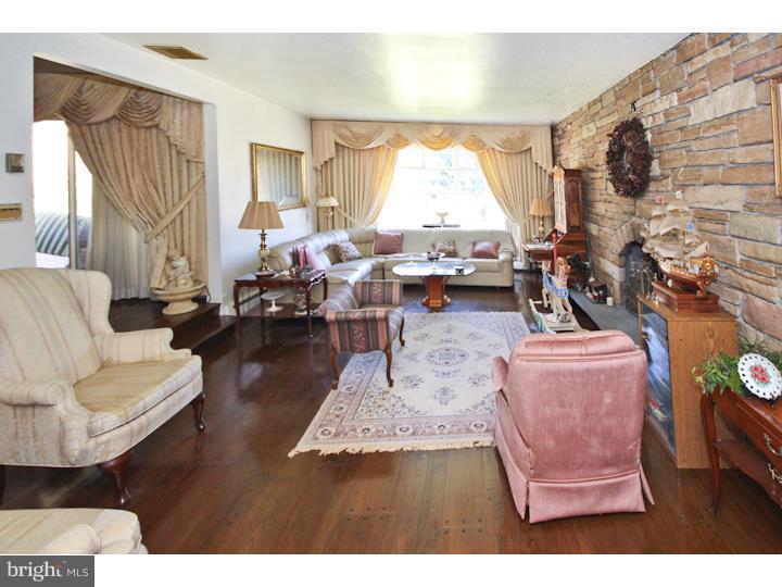290 West Rose Tree Road Media, PA 19063 - Photo 4 of 25 Living Room