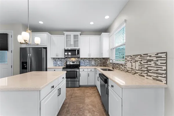 $2,500 | 3733 Brighton Park Circle, Orlando, FL 32812