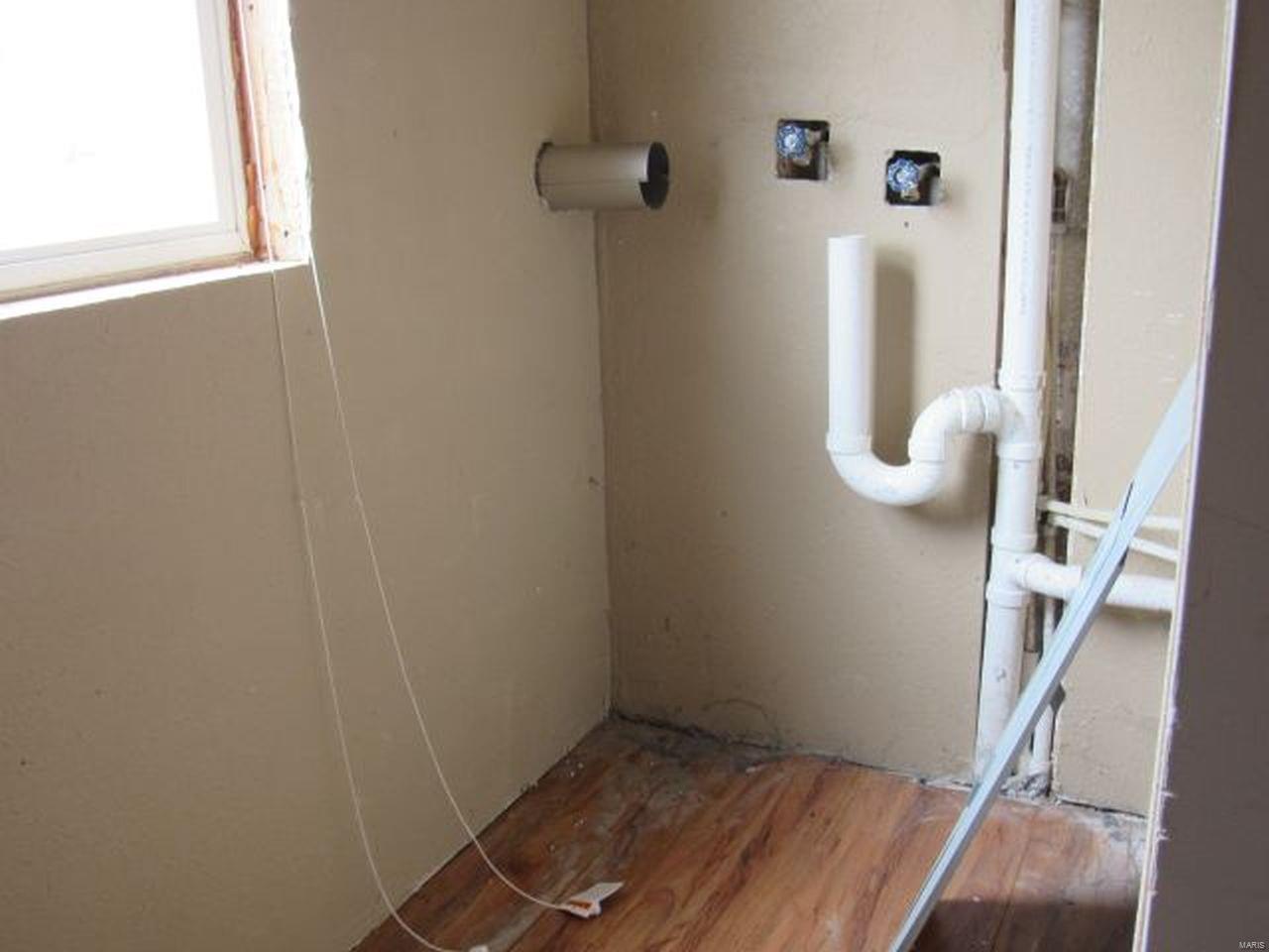 1124 Main Street Hamilton, IL 62341 - Photo 7 of 14