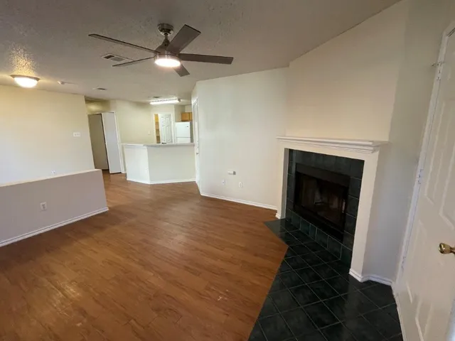 $1,550 | 7209 Aldea Drive, Unit A, Austin, TX 78745