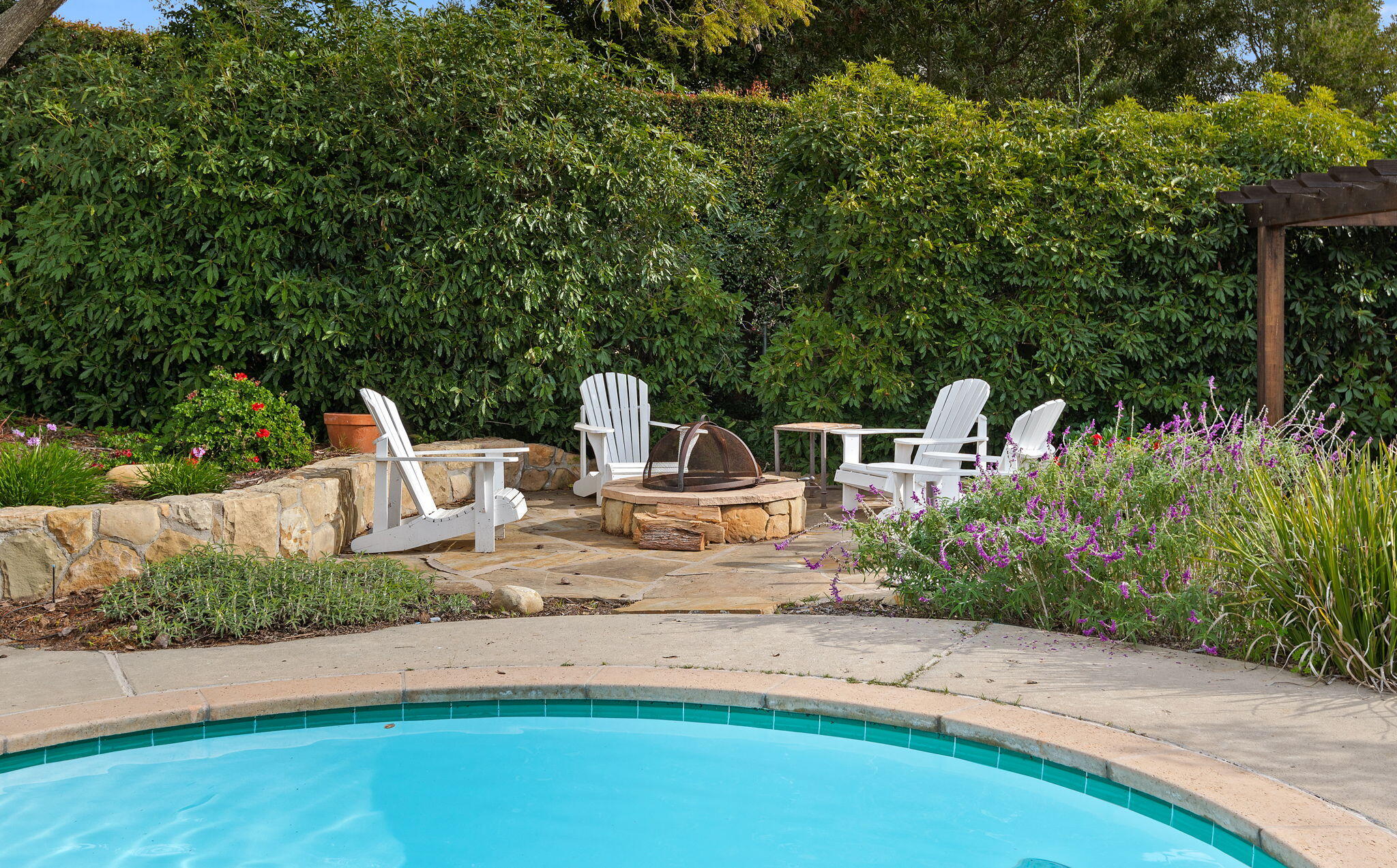 1717 Paterna Road Santa Barbara, CA 93103 - Photo 34 of 47 24-web-or-mls-24 - Fire Pit