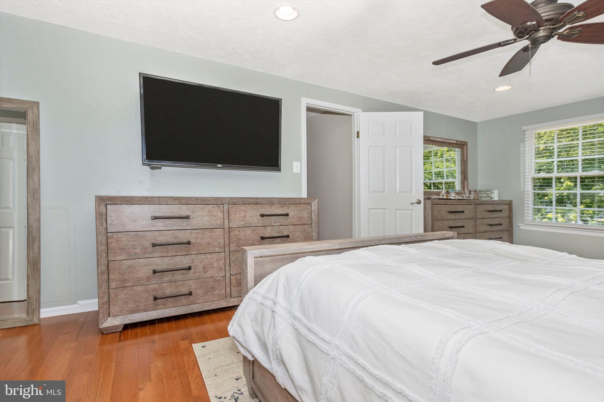 1101 Windmill Lane Silver Spring, MD 20905 - Photo 29 of 50