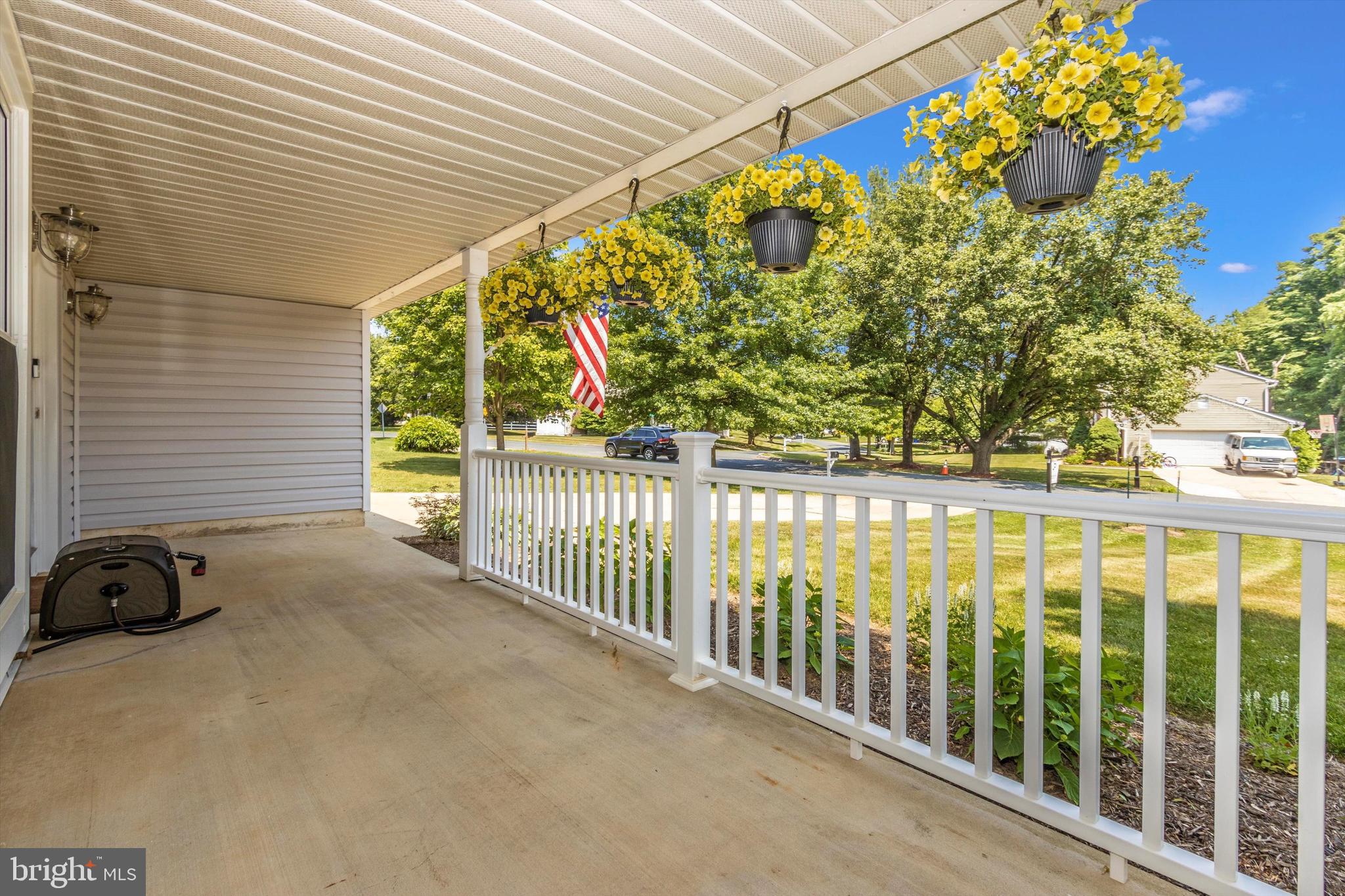 1101 Windmill Lane Silver Spring, MD 20905 - Photo 5 of 50