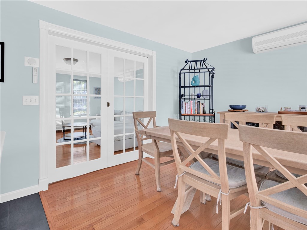 108 Wilbur Road Lincoln, RI 02865 - Photo 6 of 42 eat in kitchen