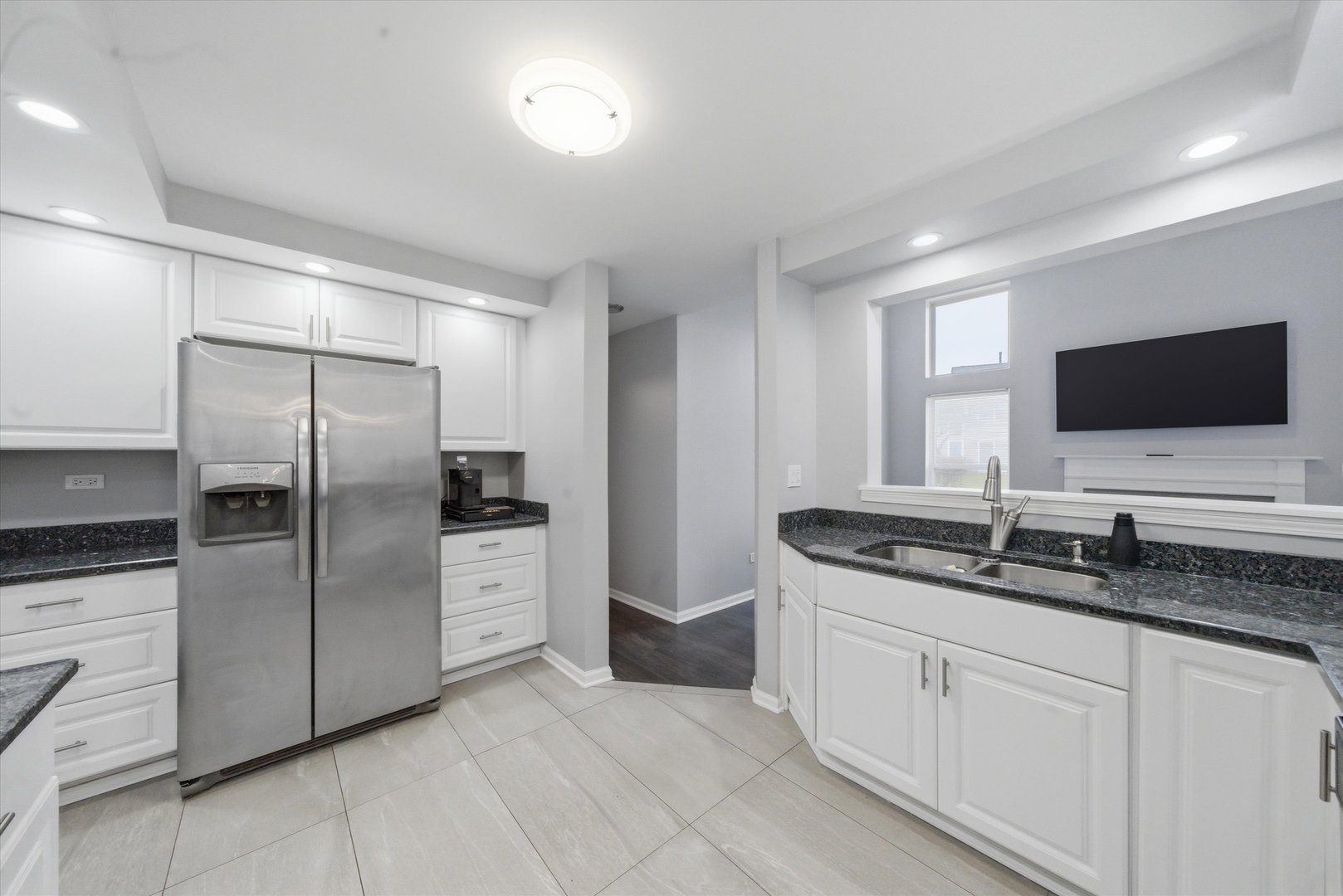 259 Millers Crossing Itasca, IL 60143 - Photo 12 of 25