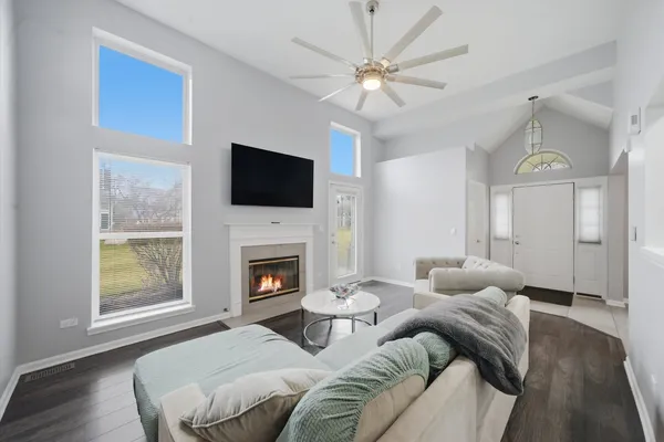 $364,999 | 259 Millers Crossing, Itasca, IL 60143