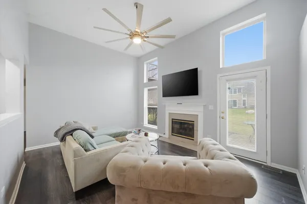 $364,999 | 259 Millers Crossing, Itasca, IL 60143