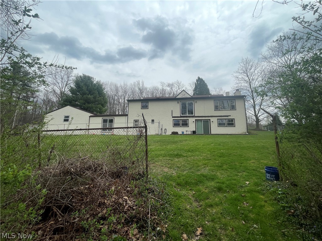 4874 Logan Way Hubbard, OH 44425 - Photo 4 of 40