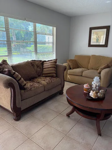 $1,500 | 128 Norwich F, West Palm Beach, FL 33417