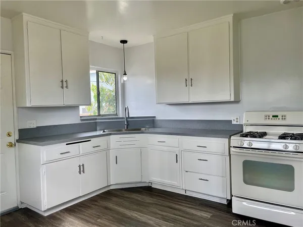 $2,800 | 538 North Fuchsia Avenue, Ontario, CA 91762