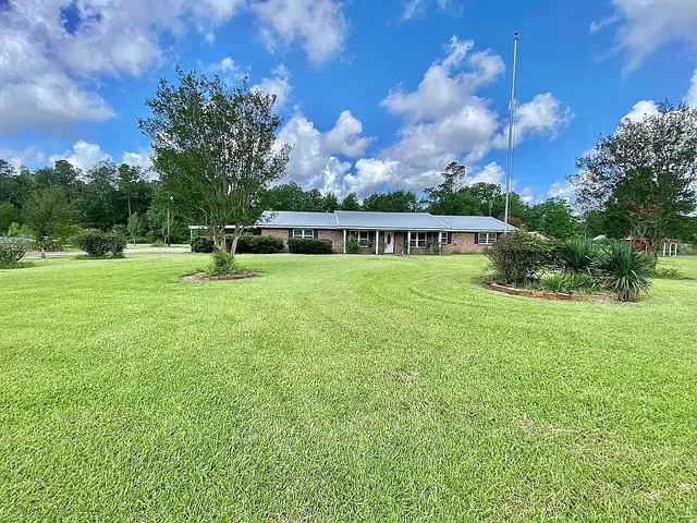 $249,000 | 2003 Highway 109, Vinton, LA 70668
