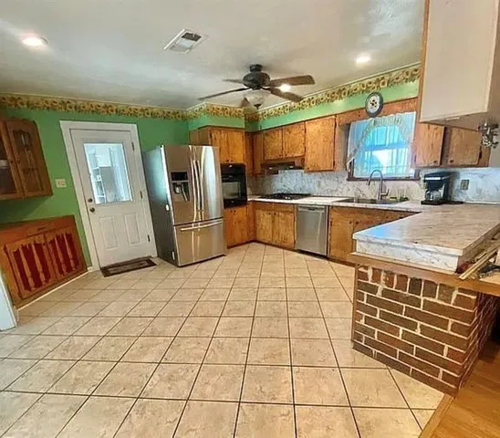 $229,000 | 2003 Highway 109, Vinton, LA 70668