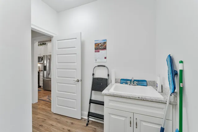 a hallway with a closet in it