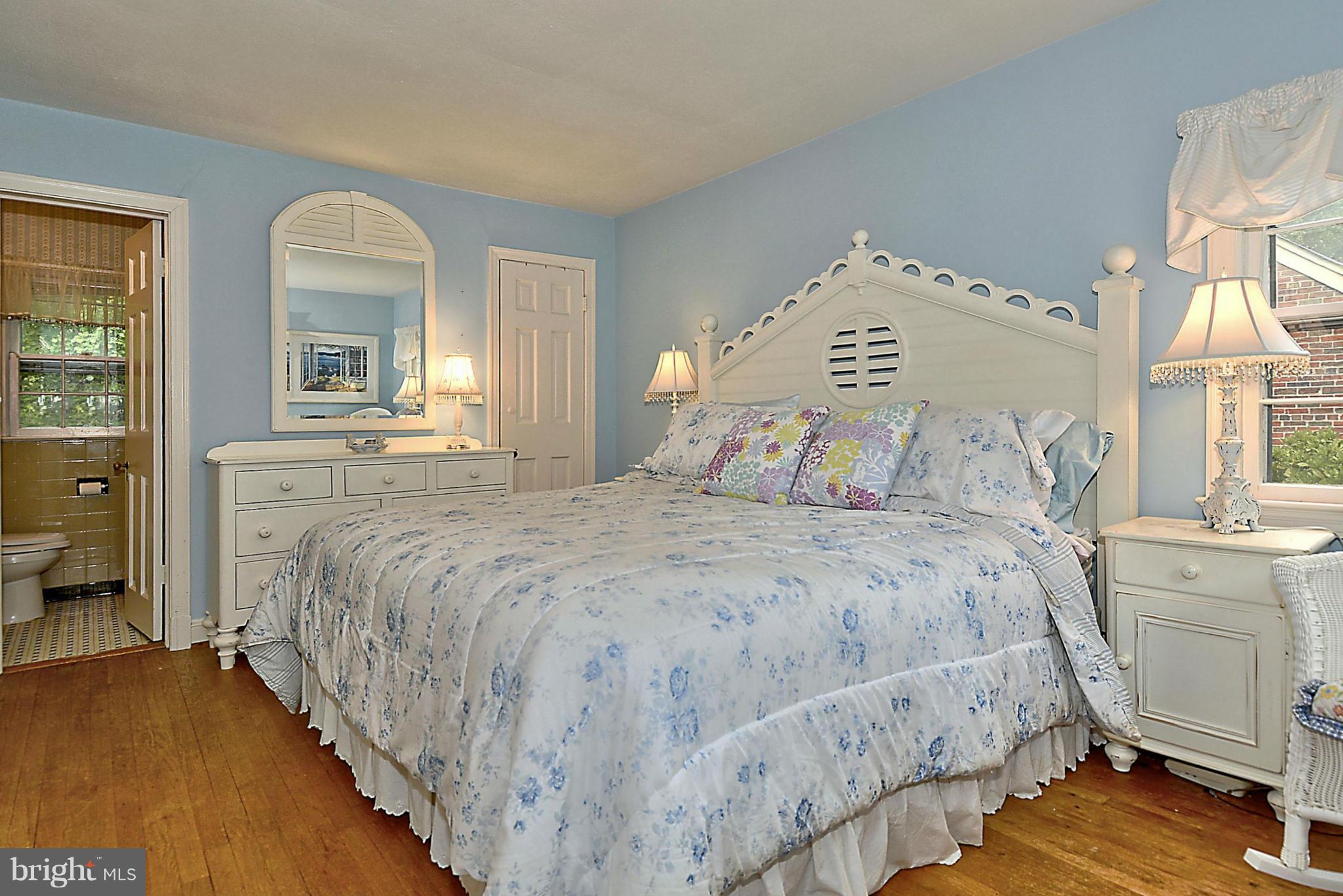 313 Windsor Street Silver Spring, MD 20910 - Photo 14 of 29 Bedroom (Master)
