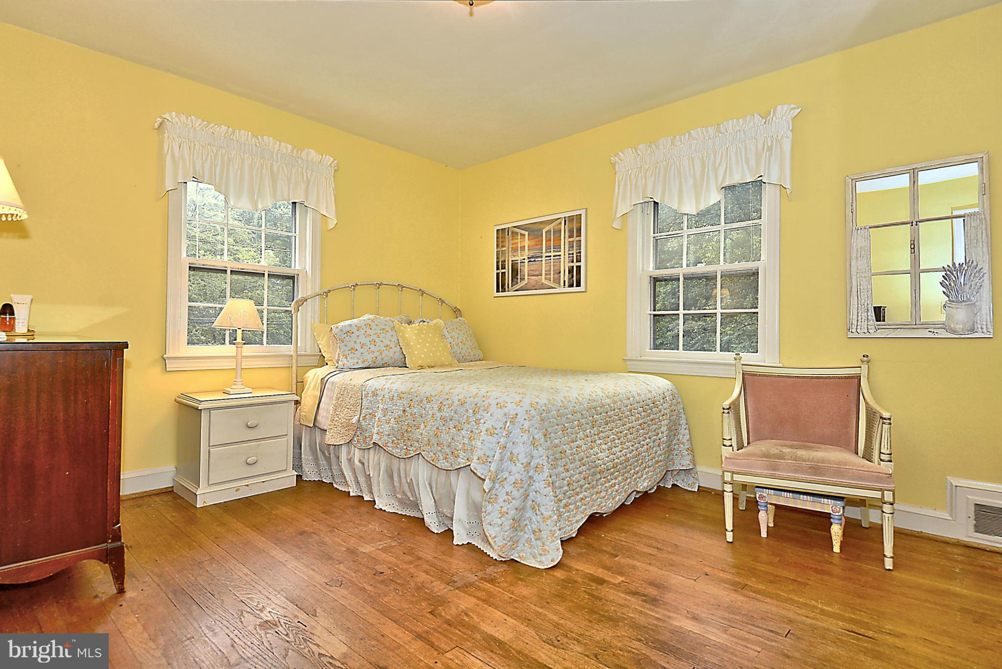 313 Windsor Street Silver Spring, MD 20910 - Photo 20 of 29 Bedroom