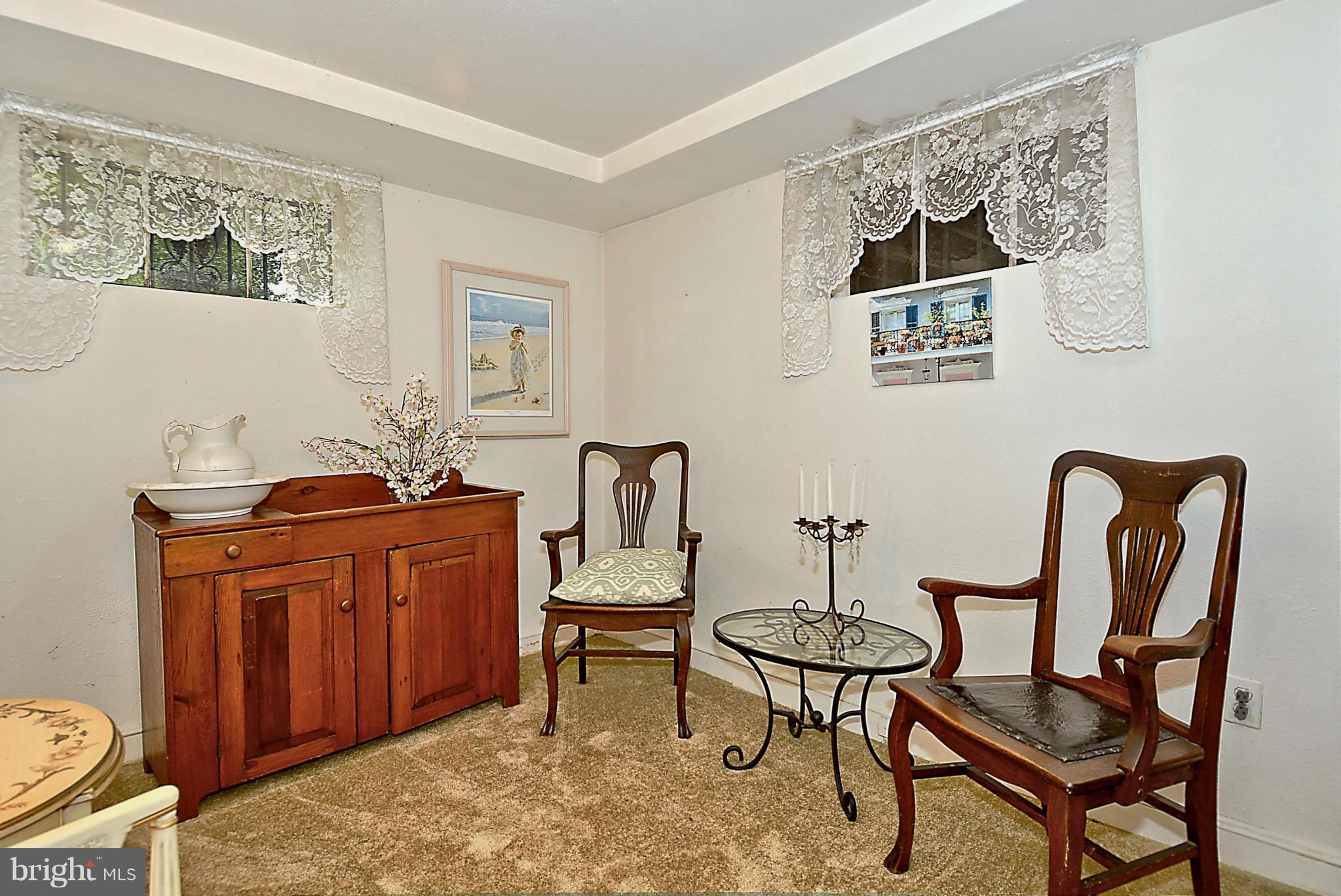 313 Windsor Street Silver Spring, MD 20910 - Photo 27 of 29 Interior (General)