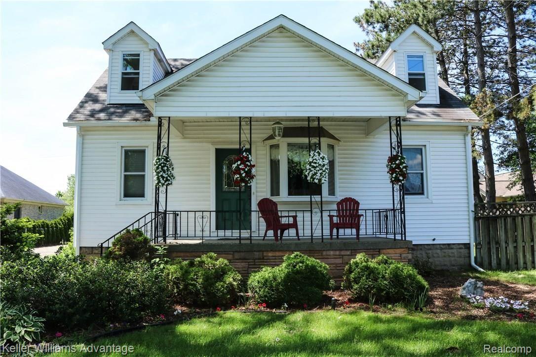 20105 Farmington Road Livonia, MI 48152 - Photo 2 of 61 F1.jpg