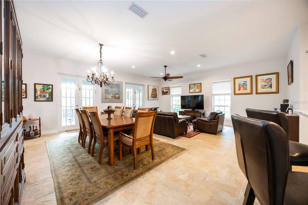 3674 Roslyn Road Venice, FL 34293 - Photo 25 of 72 a view of a dining room with furniture