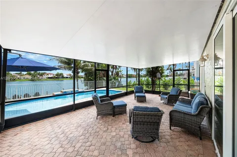 $899,000 | 18451 Northwest 13th Street, Pembroke Pines, FL 33029
