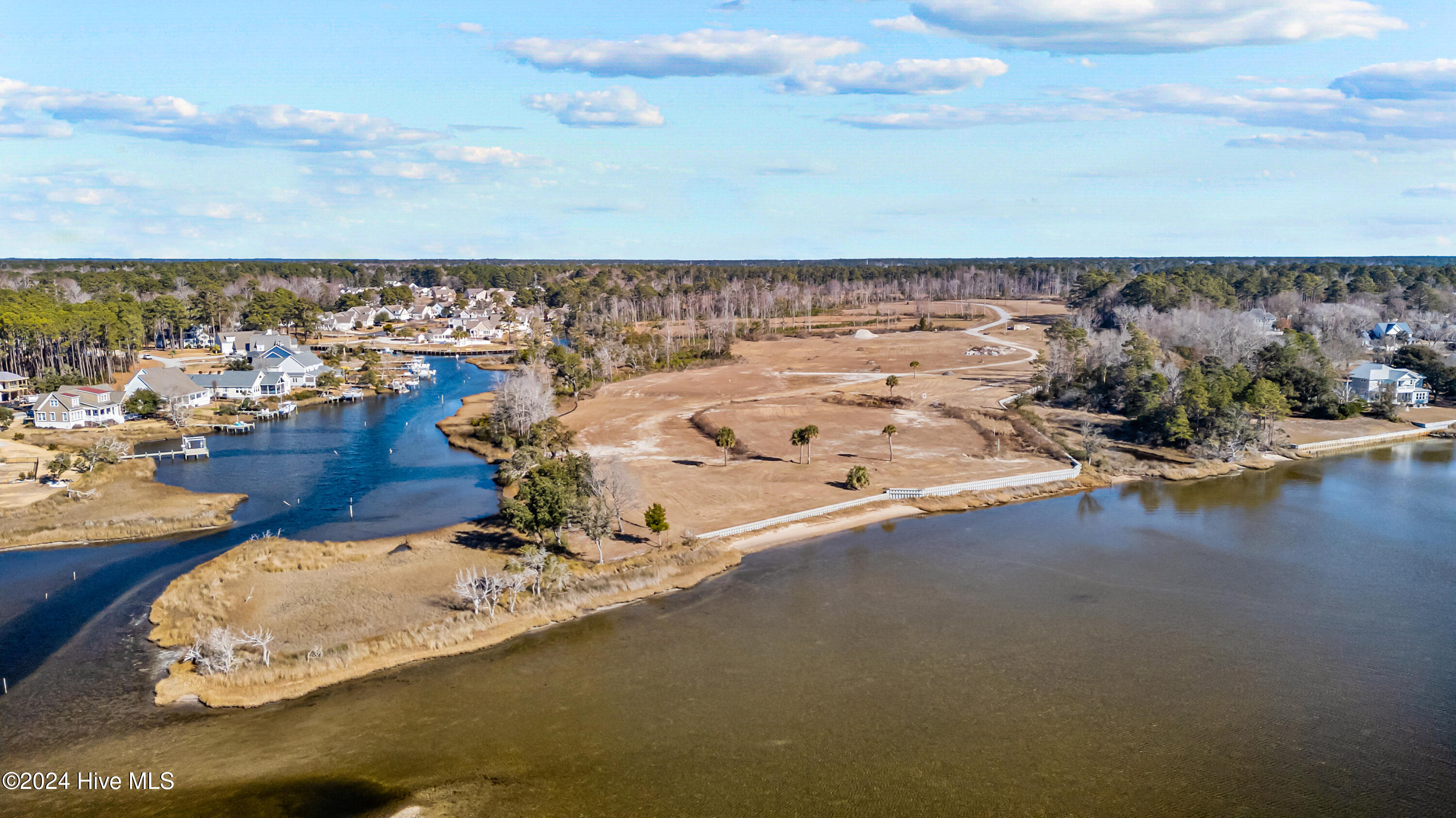 246 Amphitheater Drive Swansboro, NC 28584 - Photo 7 of 53 246 AMPHITHEATER DRIVE