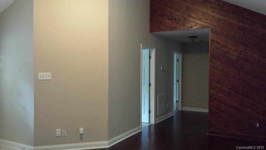 193 Rowells Road Catawba, SC 29704 - Photo 3 of 18