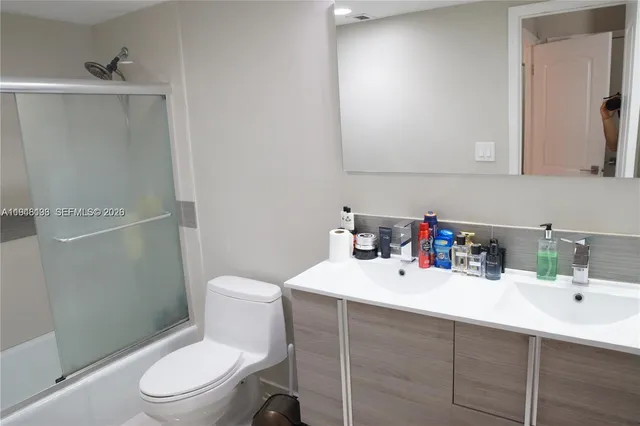 $2,600 | 19390 Collins Avenue, Unit 1422, Sunny Isles Beach, FL 33160