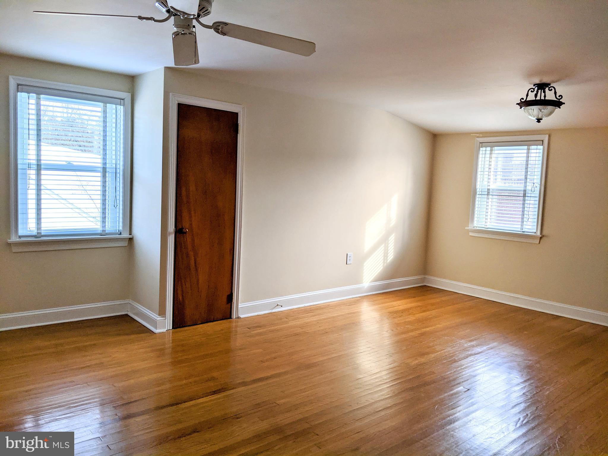 126 Fairfield Lane Wayne, PA 19087 - Photo 15 of 17 Master with natural light, and Ceiling fan.