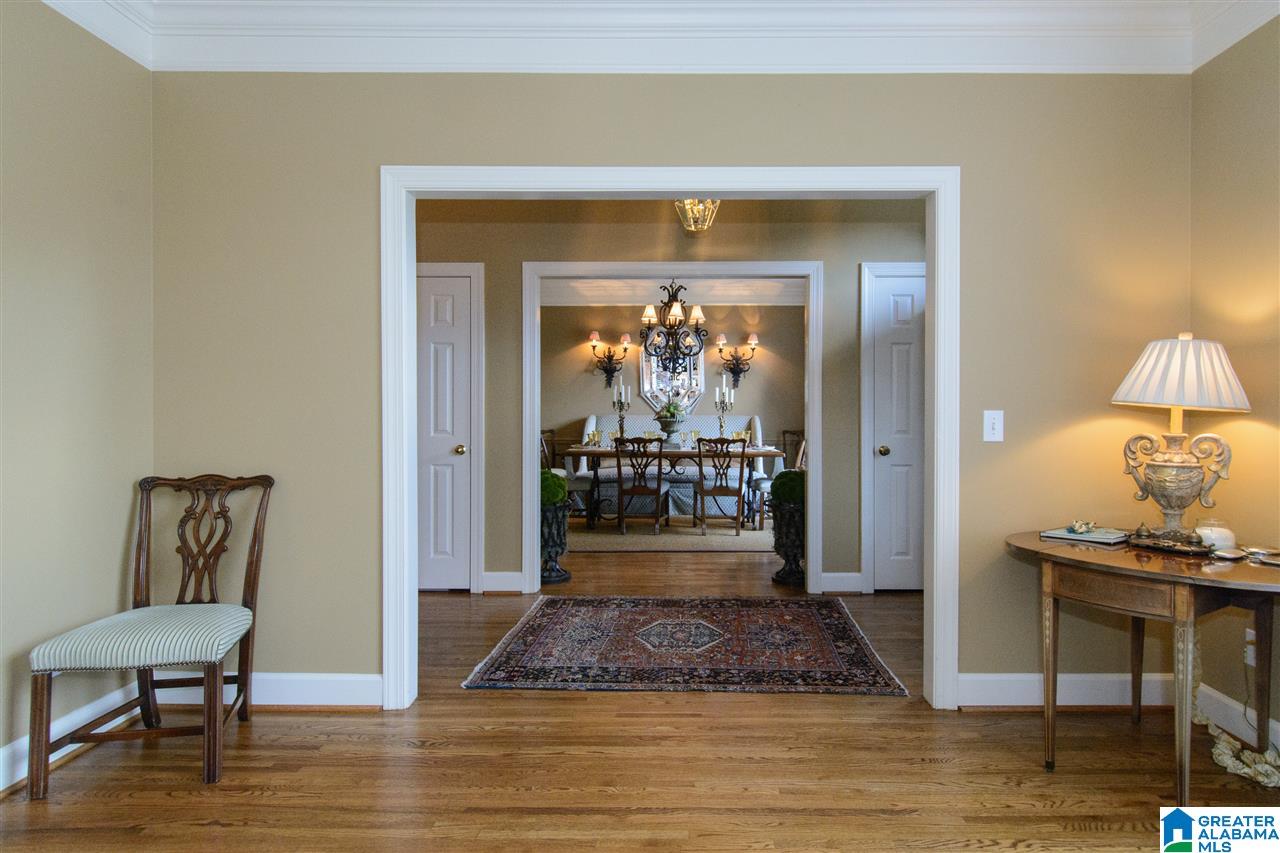 1820 Post Oak Road Vestavia Hills, AL 35216 - Photo 17 of 33 Gallery Image 17