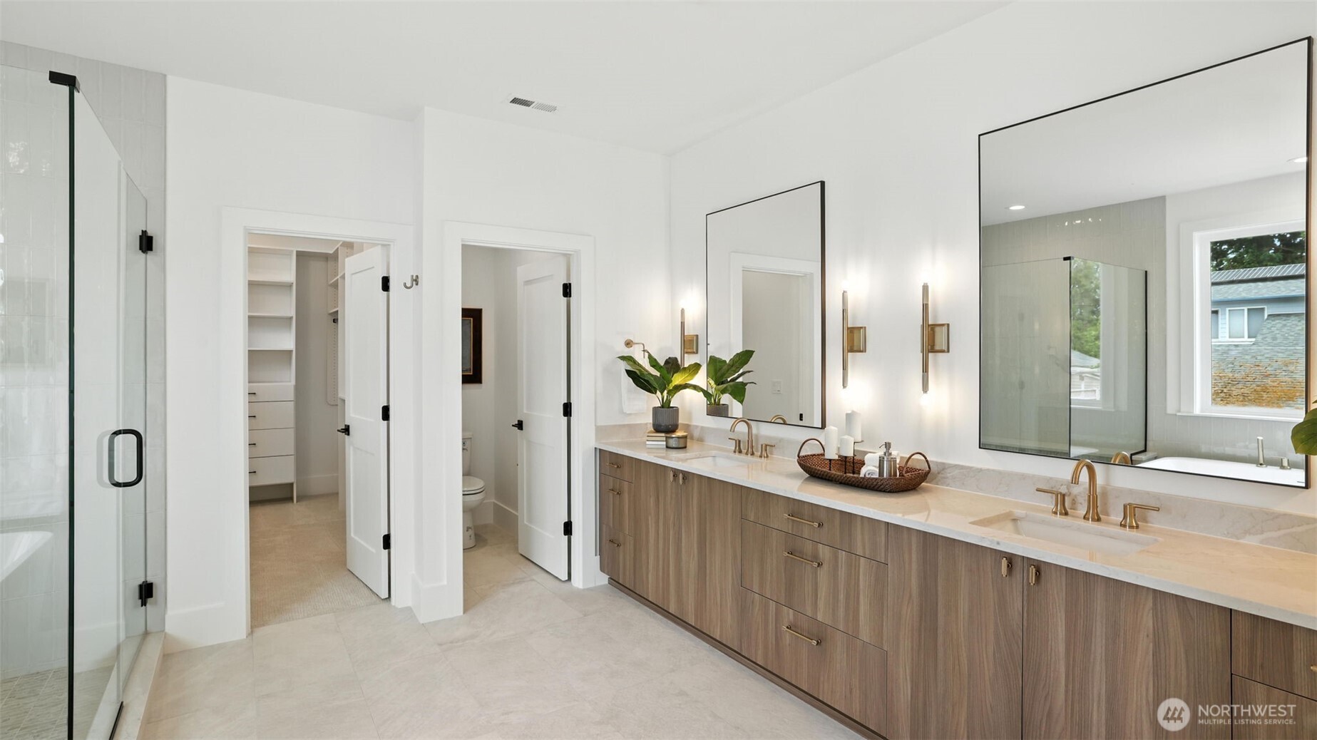 1118 North 34th Street Renton, WA 98056 - Photo 14 of 34