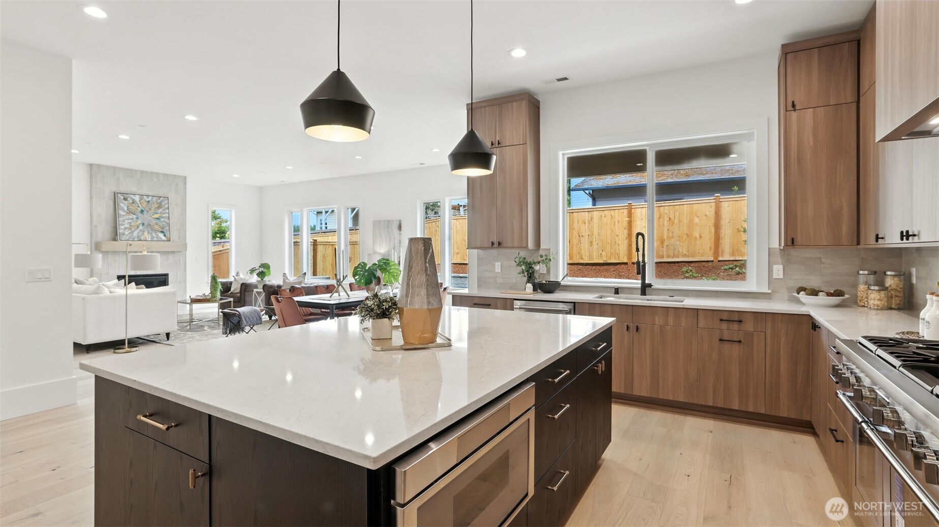 1118 North 34th Street Renton, WA 98056 - Photo 6 of 34