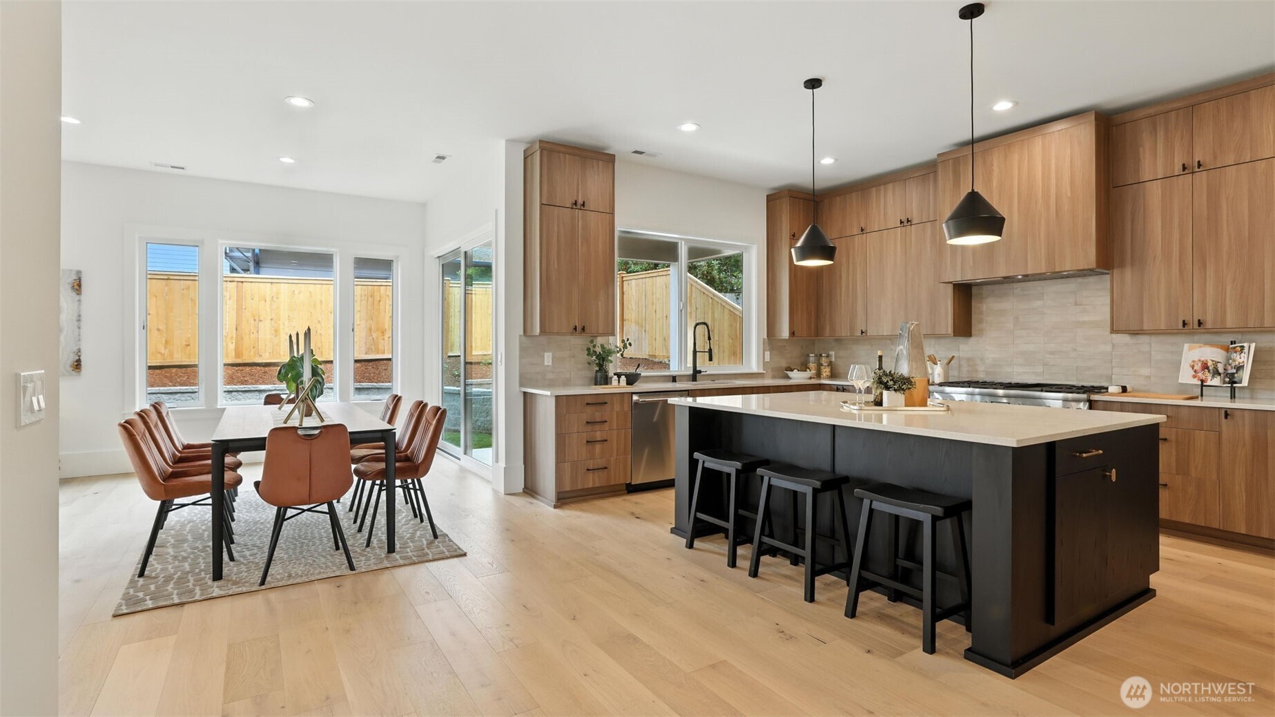 1118 North 34th Street Renton, WA 98056 - Photo 7 of 34