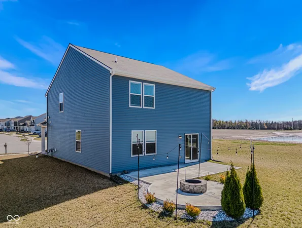 $360,000 | 144 Bluestem Lane, Whiteland, IN 46184