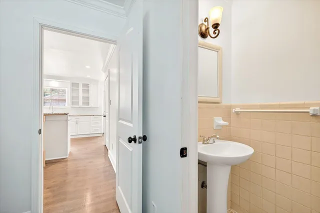 $2,750 | 4214 Woodcrest Street, Tallahassee, FL 32303