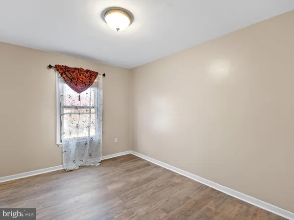 $2,350 | 122 Center Court, Wilmington, DE 19810