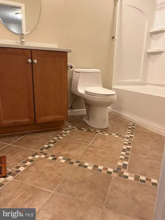 $2,350 | 122 Center Court, Wilmington, DE 19810