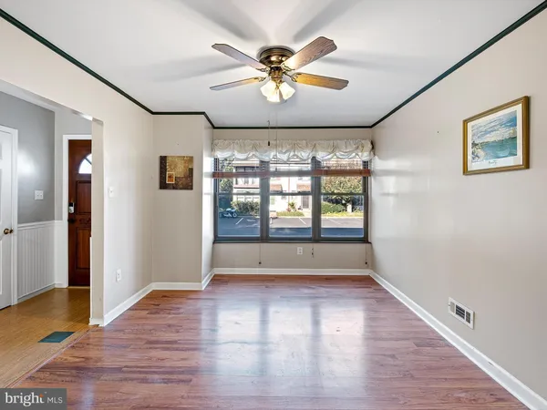 $2,350 | 122 Center Court, Wilmington, DE 19810