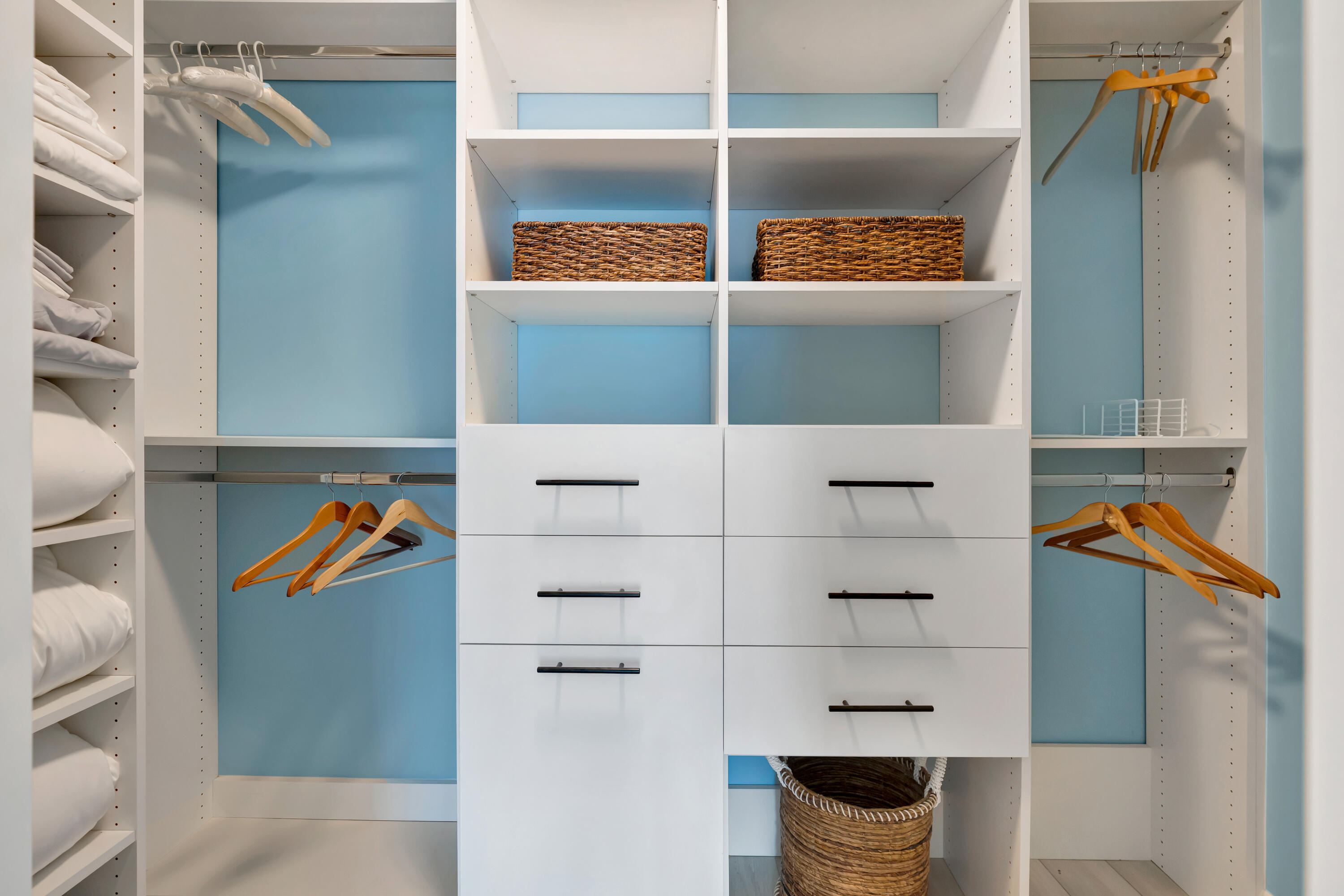 1472 Via Cameron Jupiter, FL 33477 - Photo 24 of 41 Primary closet