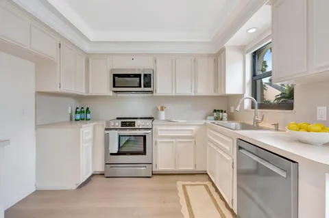 $895,000 | 1472 Via Cameron, Jupiter, FL 33477