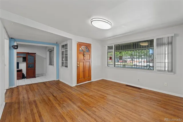 $320,000 | 1090 Hanover Street, Aurora, CO 80010