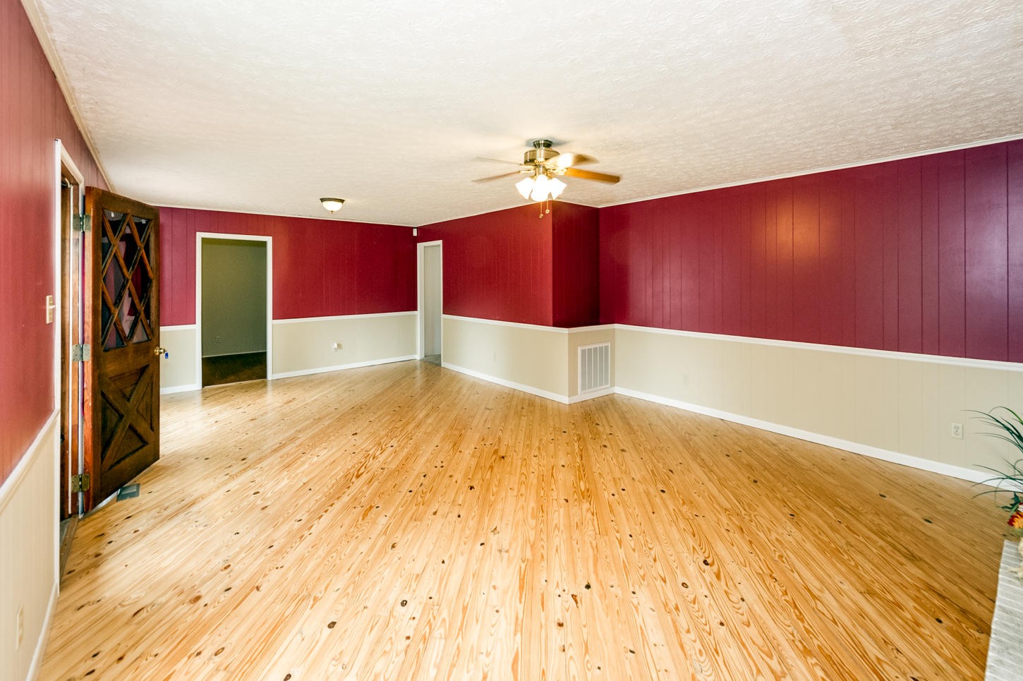 896 East Wolf Valley Road Heiskell, TN 37754 - Photo 5 of 22 a view of an empty room