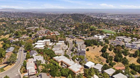 $1,060,000 | 416 Portofino Drive, Unit 303, San Carlos, CA 94070